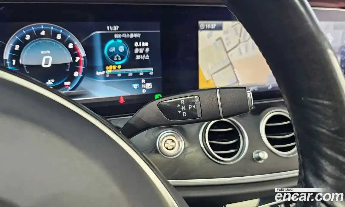 Mercedes-Benz E-Class 2017 2.0 Автомат в Москве № 195062, фото 15