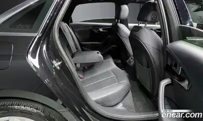 Audi A4 2021 2.0 Автомат в Москве № 195968, миниатюра 12