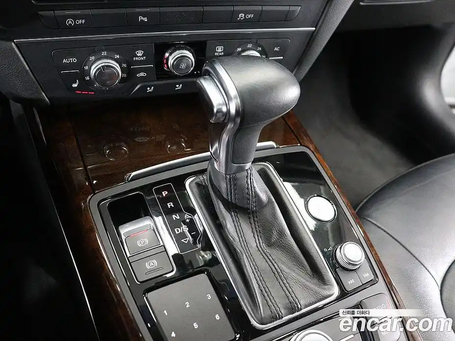 Audi A6 2013 3.0 Автомат в Москве № 196734, фото 9