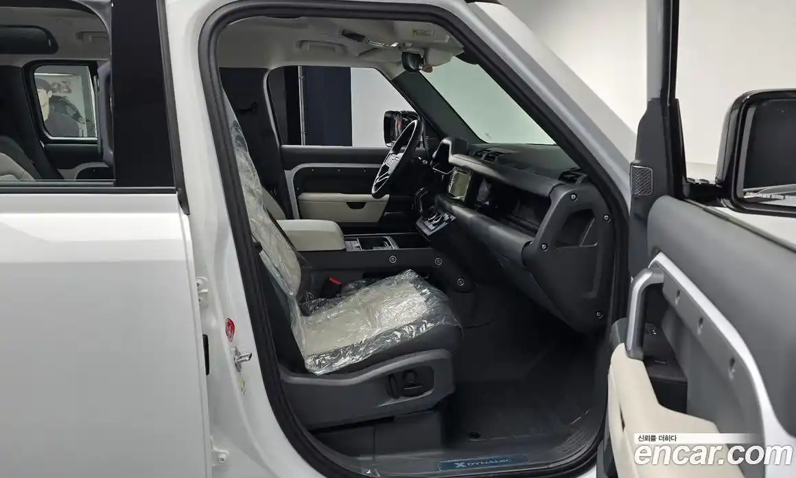 Land Rover Defender 2024 2.0 Автомат в Москве № 198031, фото 13