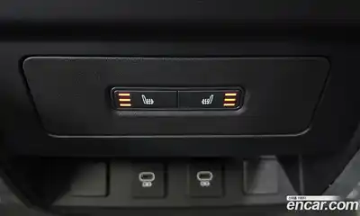 Land Rover Defender 2024 2.0 Автомат в Москве № 198031, миниатюра 2