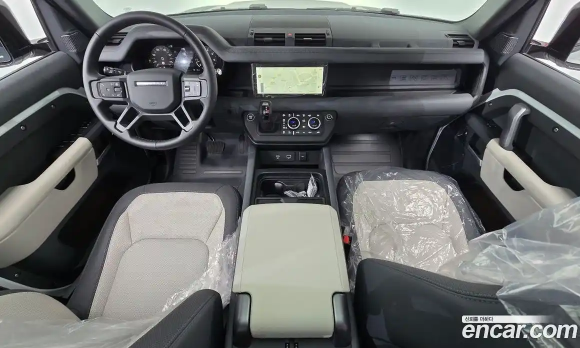 Land Rover Defender 2024 2.0 Автомат в Москве № 198031, фото 3