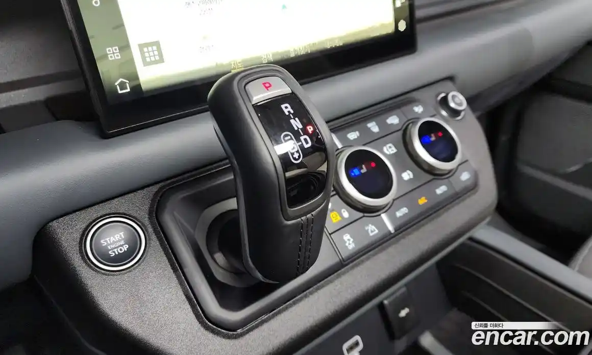 Land Rover Defender 2024 3.0 Автомат в Москве № 198042, фото 14