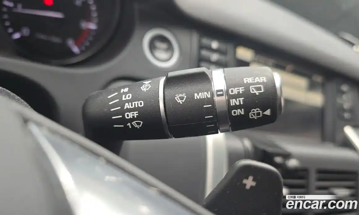 Land Rover Discovery Sport 2016 2.0 Автомат в Москве № 198261, фото 17