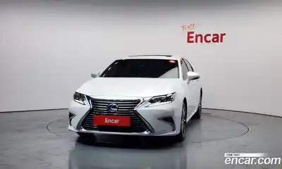 Lexus ES, 2017
