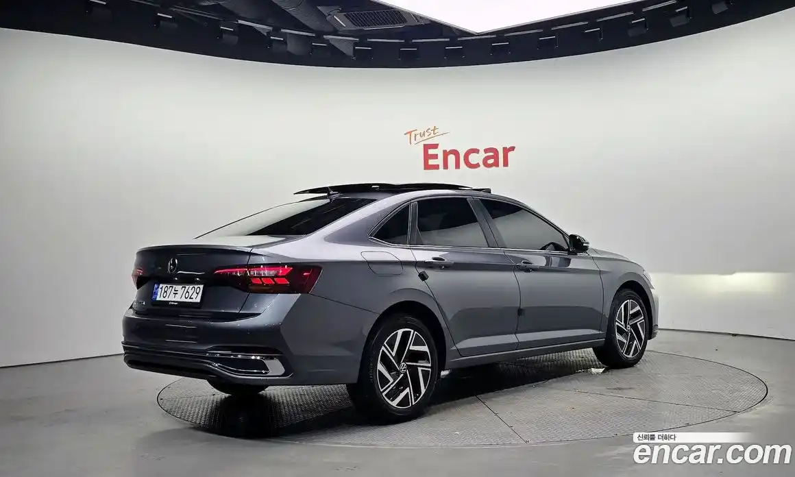 Volkswagen Jetta 2023 1.5 Автомат в Москве № 198936, фото 11