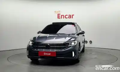 Volkswagen Jetta 2023 1.5 Автомат в Москве № 198936, миниатюра 5