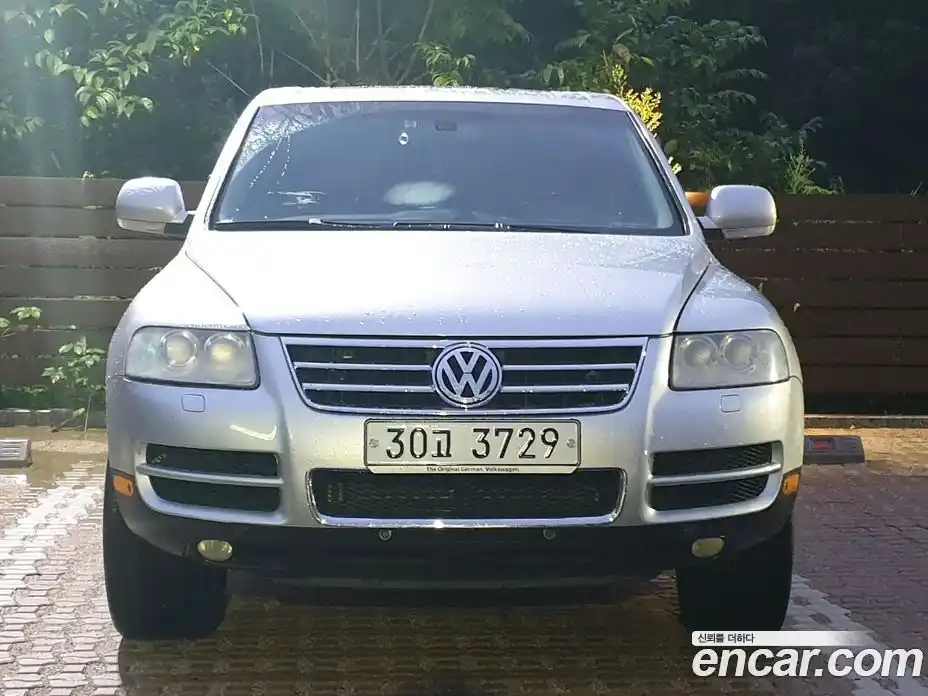 Volkswagen Touareg 2005 4.2 Автомат в Москве № 199349, фото 14