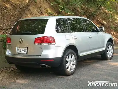 Volkswagen Touareg 2005 4.2 Автомат в Москве № 199349, миниатюра 2