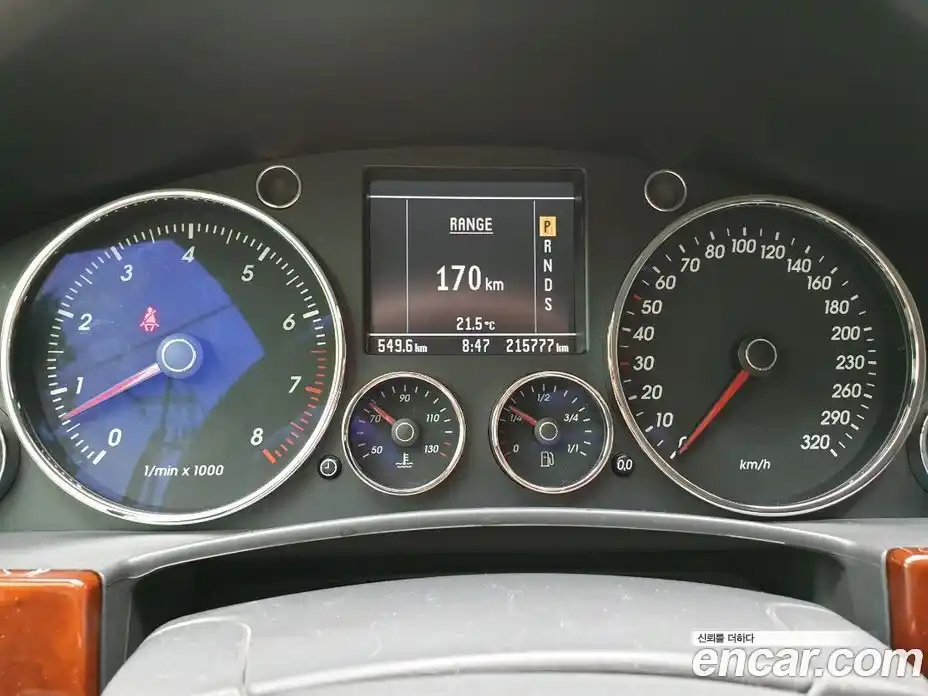 Volkswagen Touareg 2005 4.2 Автомат в Москве № 199349, фото 8