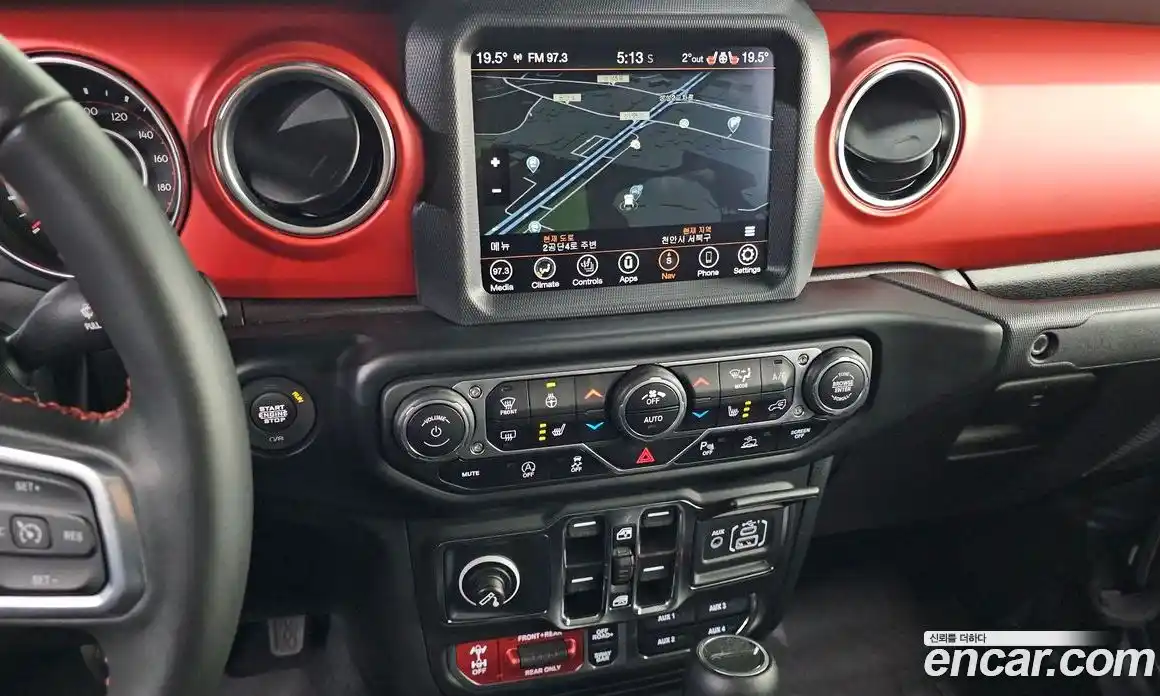 Jeep Gladiator 2022 3.6 Автомат в Москве № 199373, фото 17