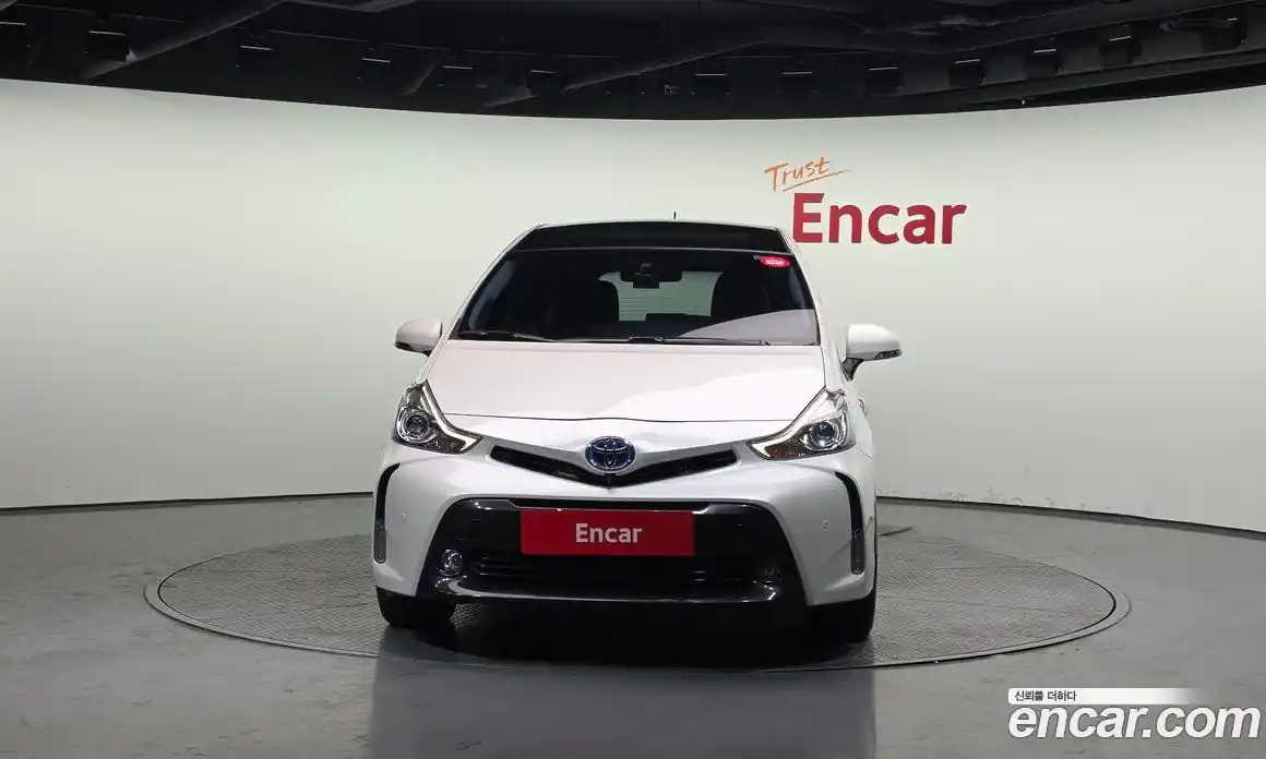 Toyota Prius 2016 1.8 Автомат в Москве № 199625, фото 13