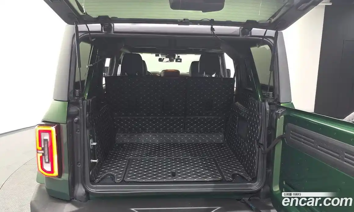 Ford Bronco 2023 2.7 Автомат в Москве № 199898, фото 1