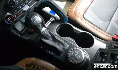 Ford Bronco 2023 2.7 Автомат в Москве № 199898, миниатюра 3