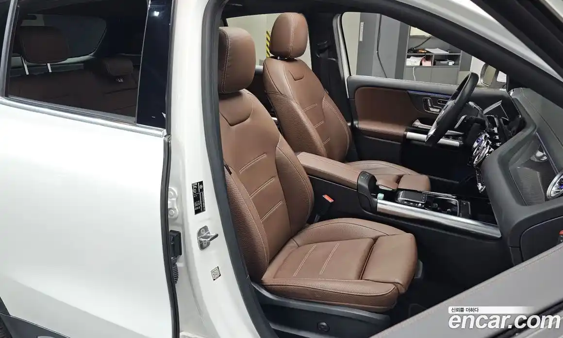 Mercedes-Benz GLA-Class 2023 2.0 Автомат в Москве № 203379, фото 16