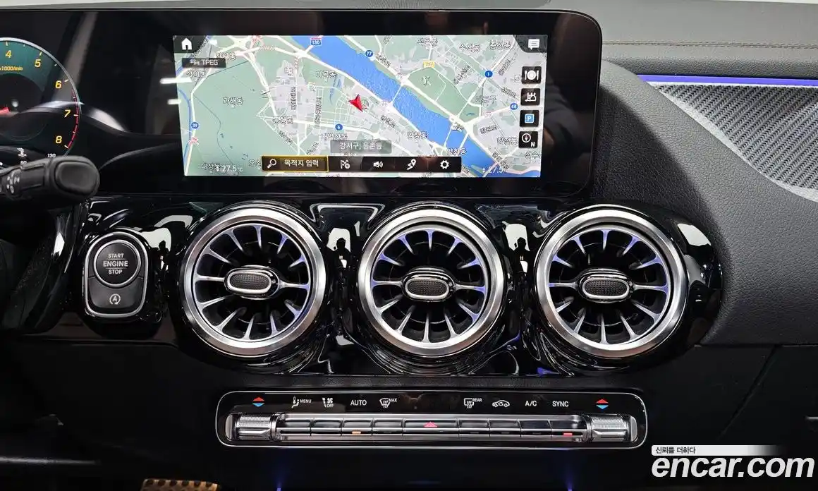 Mercedes-Benz GLA-Class 2023 2.0 Автомат в Москве № 203379, фото 18