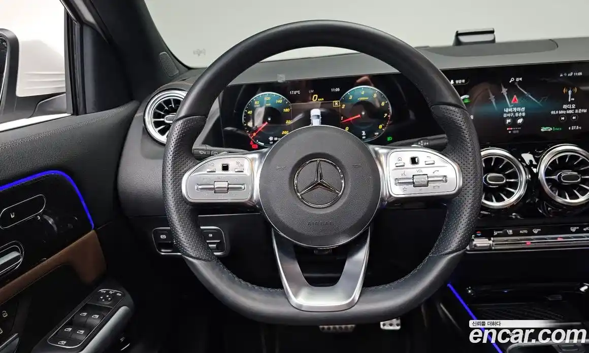 Mercedes-Benz GLA-Class 2023 2.0 Автомат в Москве № 203379, фото 20