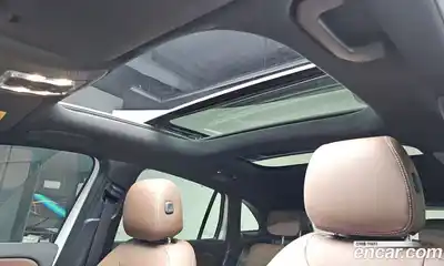 Mercedes-Benz GLA-Class 2023 2.0 Автомат в Москве № 203379, миниатюра 3