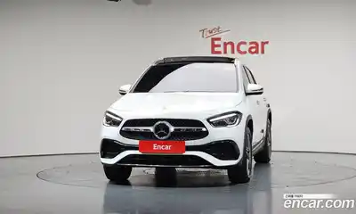 Mercedes-Benz GLA-Class 2023 2.0 Автомат в Москве № 203379, миниатюра 4