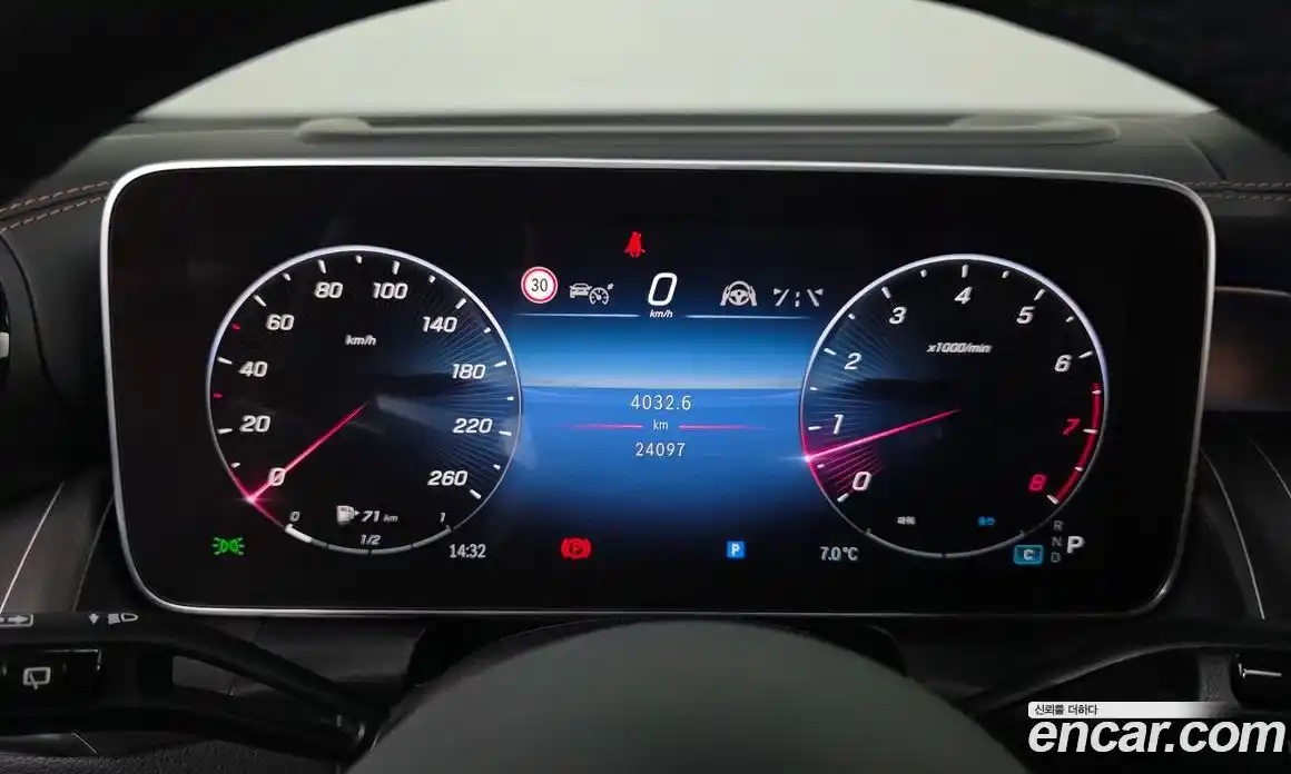 Mercedes-Benz GLC-Class 2024 2.0 Автомат в Москве № 205345, фото 4