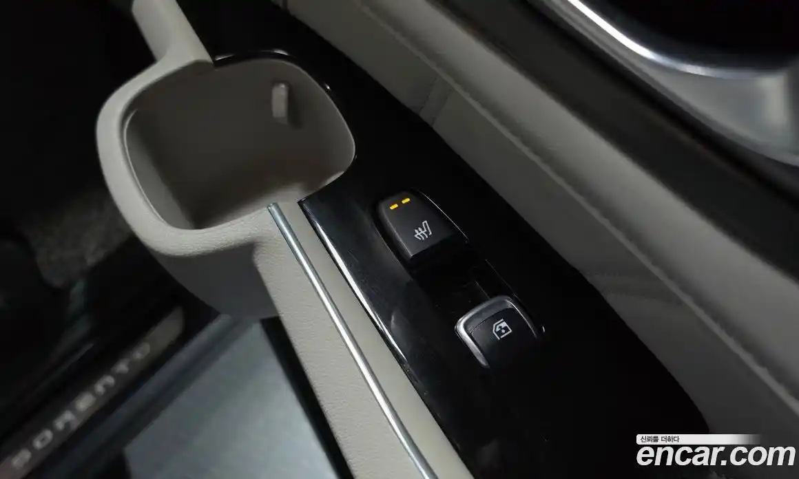 Kia Sorento 2023 1.6 Автомат в Москве № 20584, фото 13