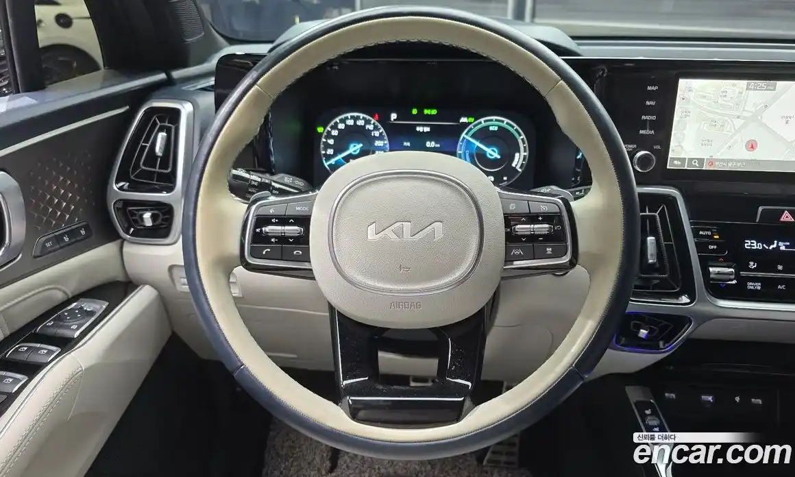 Kia Sorento 2023 1.6 Автомат в Москве № 20584, фото 6