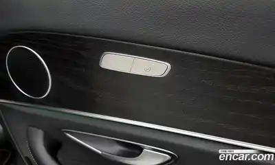 Mercedes-Benz E-Class 2022 2.0 Автомат в Москве № 207677, миниатюра 11