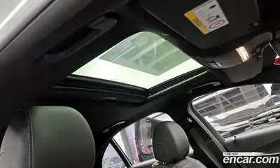 Mercedes-Benz E-Class 2022 2.0 Автомат в Москве № 207677, миниатюра 3