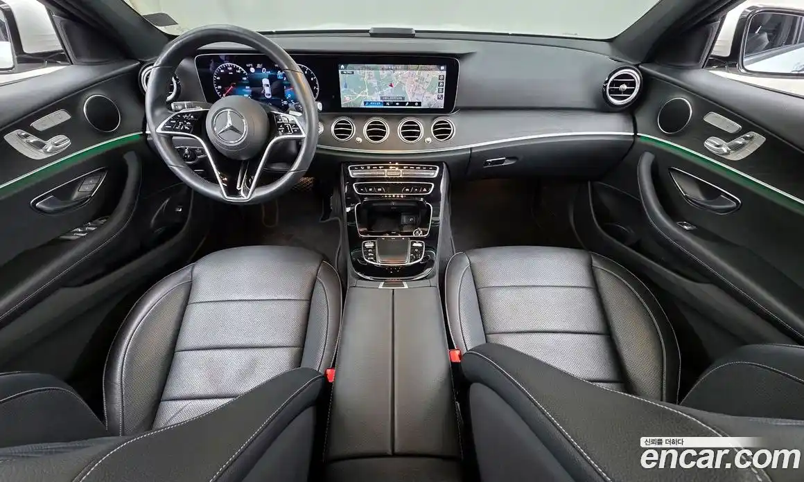 Mercedes-Benz E-Class 2022 2.0 Автомат в Москве № 207677, фото 4