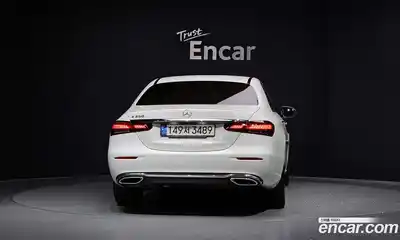 Mercedes-Benz E-Class 2022 2.0 Автомат в Москве № 207677, миниатюра 6