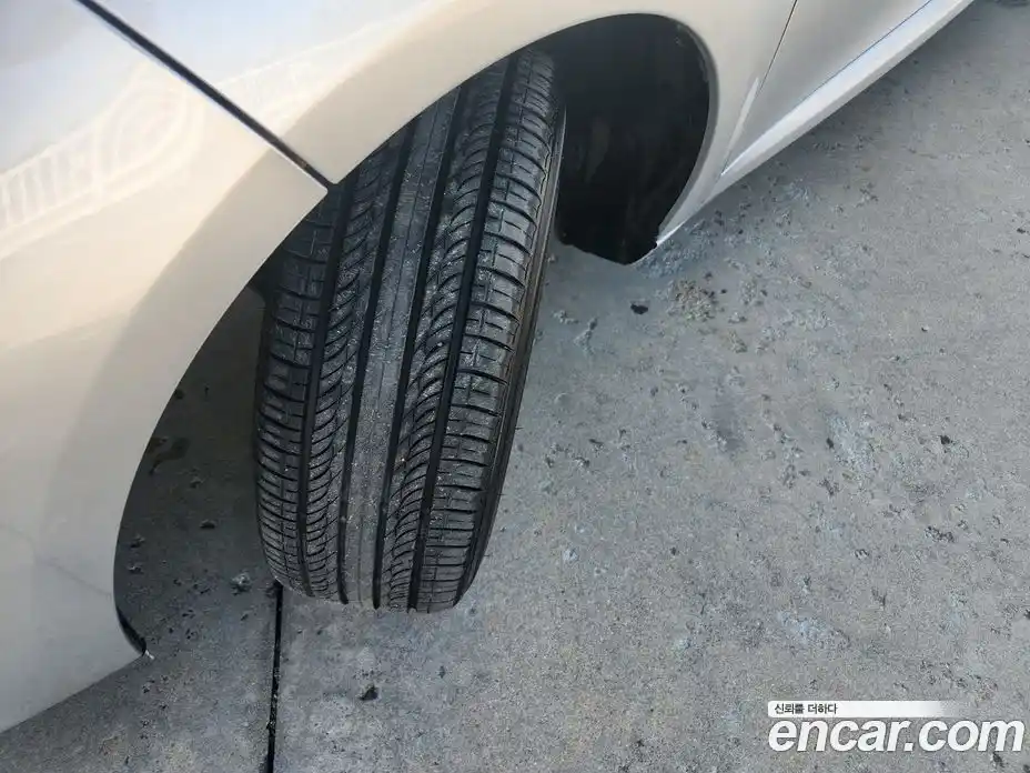 Renault SM3 2010 1.6 Автомат в Москве № 210016, фото 20