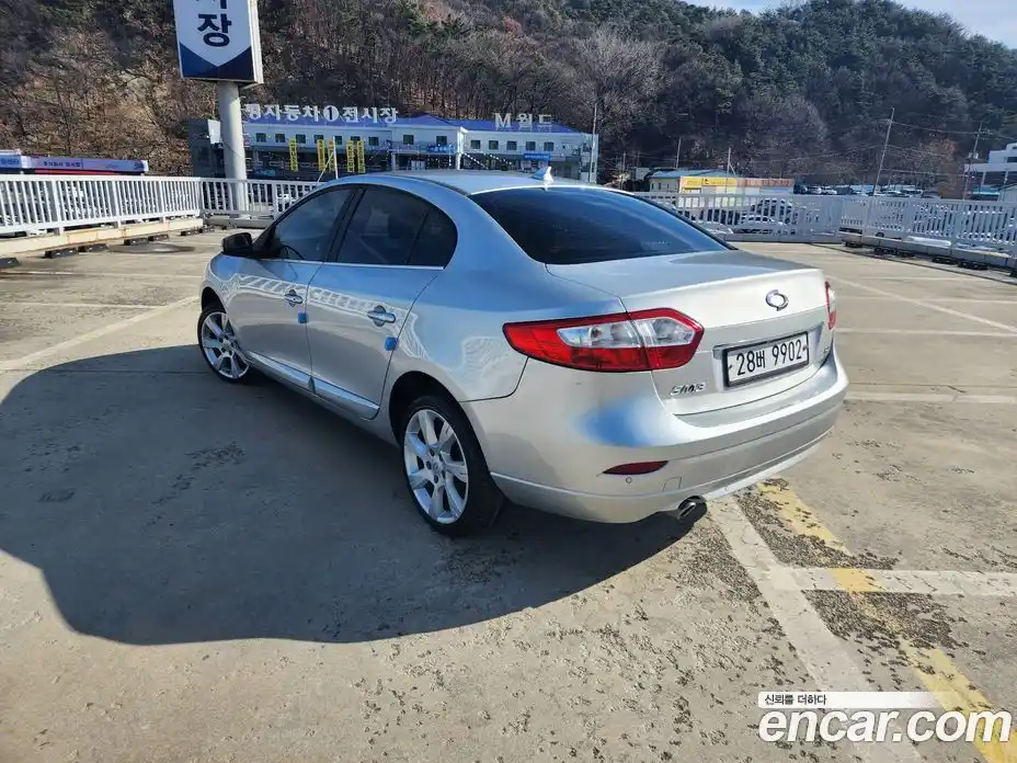 Renault SM3 2010 1.6 Автомат в Москве № 210016, фото 4