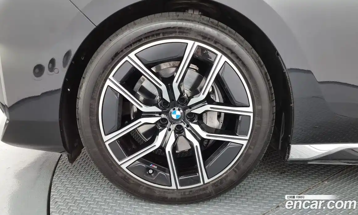 BMW 7-Series 2025 3.0 Автомат в Москве № 210165, фото 19