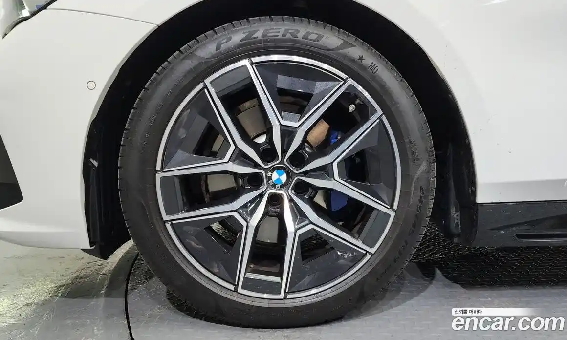 BMW 5-Series 2024 2.0 Автомат в Москве № 210926, фото 18