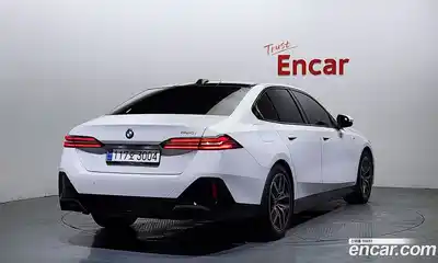 BMW 5-Series 2024 2.0 Автомат в Москве № 210926, миниатюра 2