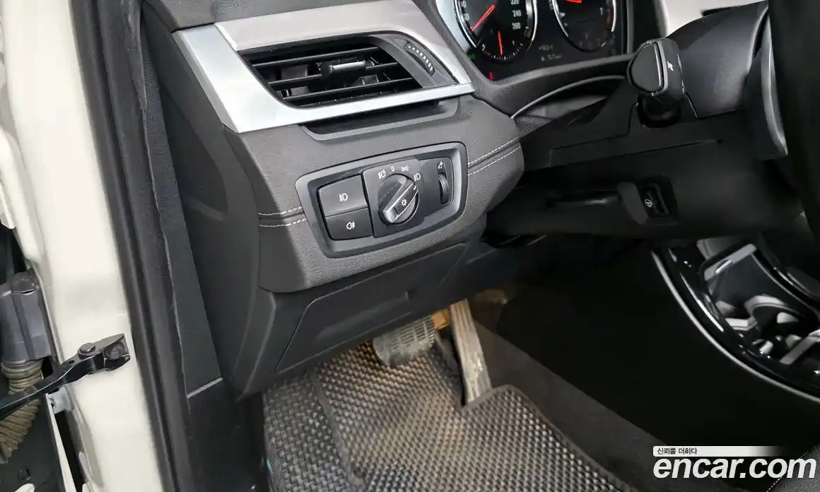 BMW X1 2022 2.0 Автомат в Москве № 211658, фото 12