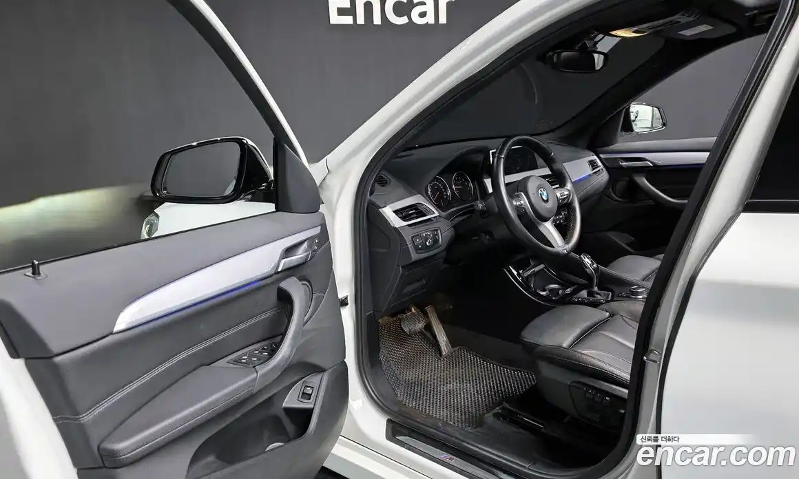 BMW X1 2022 2.0 Автомат в Москве № 211658, фото 16