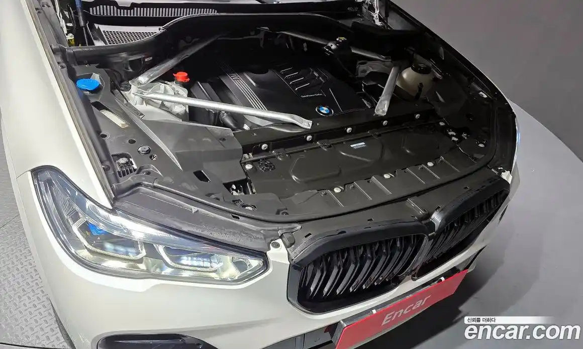 BMW X5 2022 3.0 Автомат в Москве № 211765, фото 16