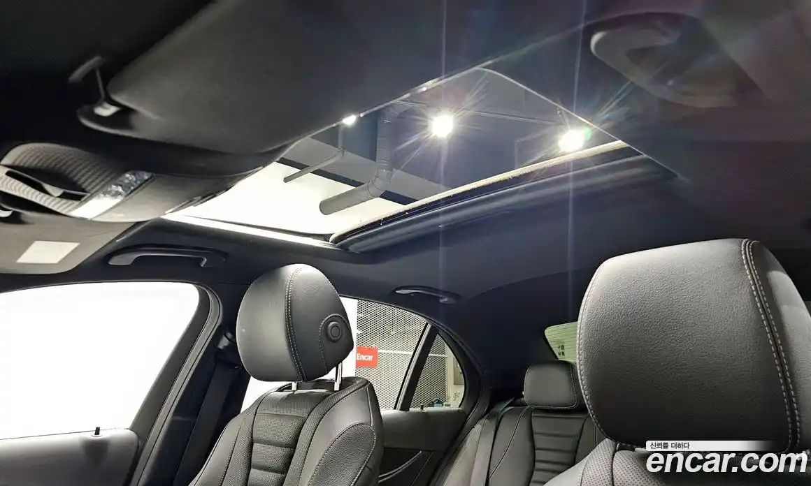 Mercedes-Benz E-Class 2022 2.0 Автомат в Москве № 211988, фото 18