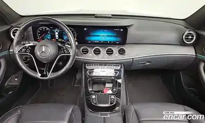 Mercedes-Benz E-Class 2022 2.0 Автомат в Москве № 211988, миниатюра 2