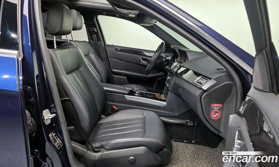 Mercedes-Benz E-Class 2016 3.5 Автомат в Москве № 212170, фото 14