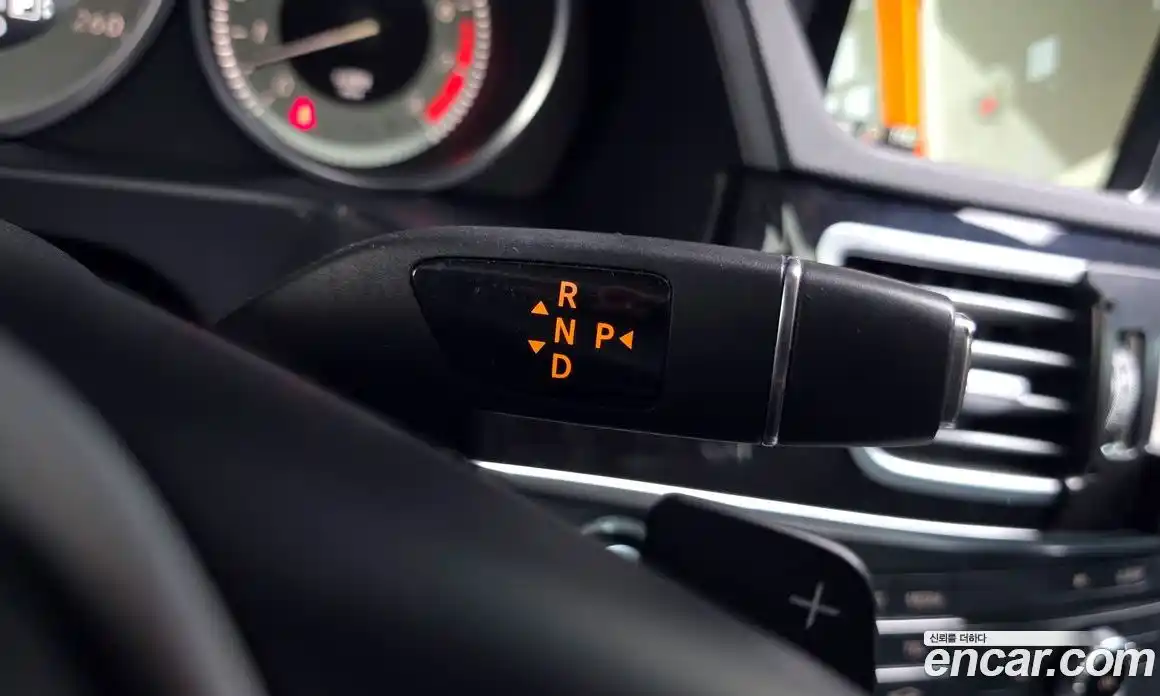 Mercedes-Benz E-Class 2016 3.5 Автомат в Москве № 212170, фото 17