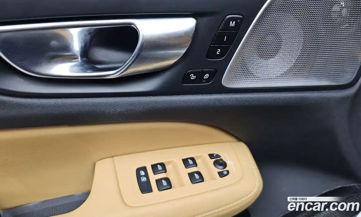 Volvo V60 2021 2.0 Автомат в Москве № 212814, фото 15