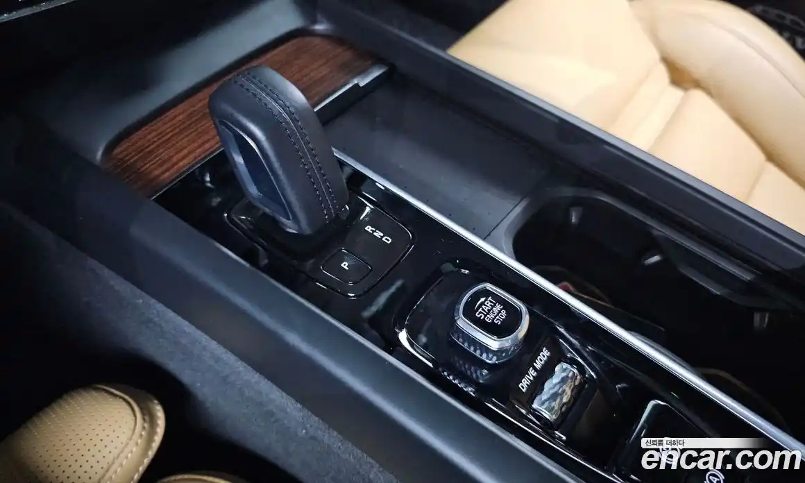 Volvo V60 2021 2.0 Автомат в Москве № 212814, фото 18