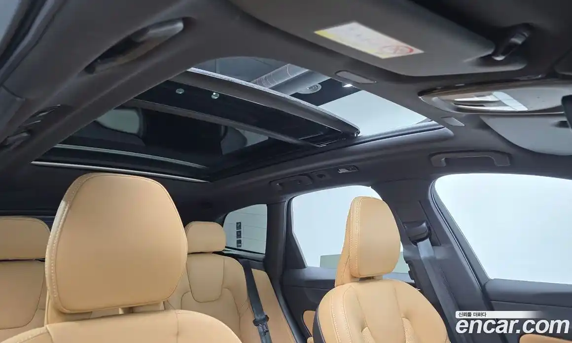 Volvo XC60 2022 2.0 Автомат в Москве № 212819, фото 17