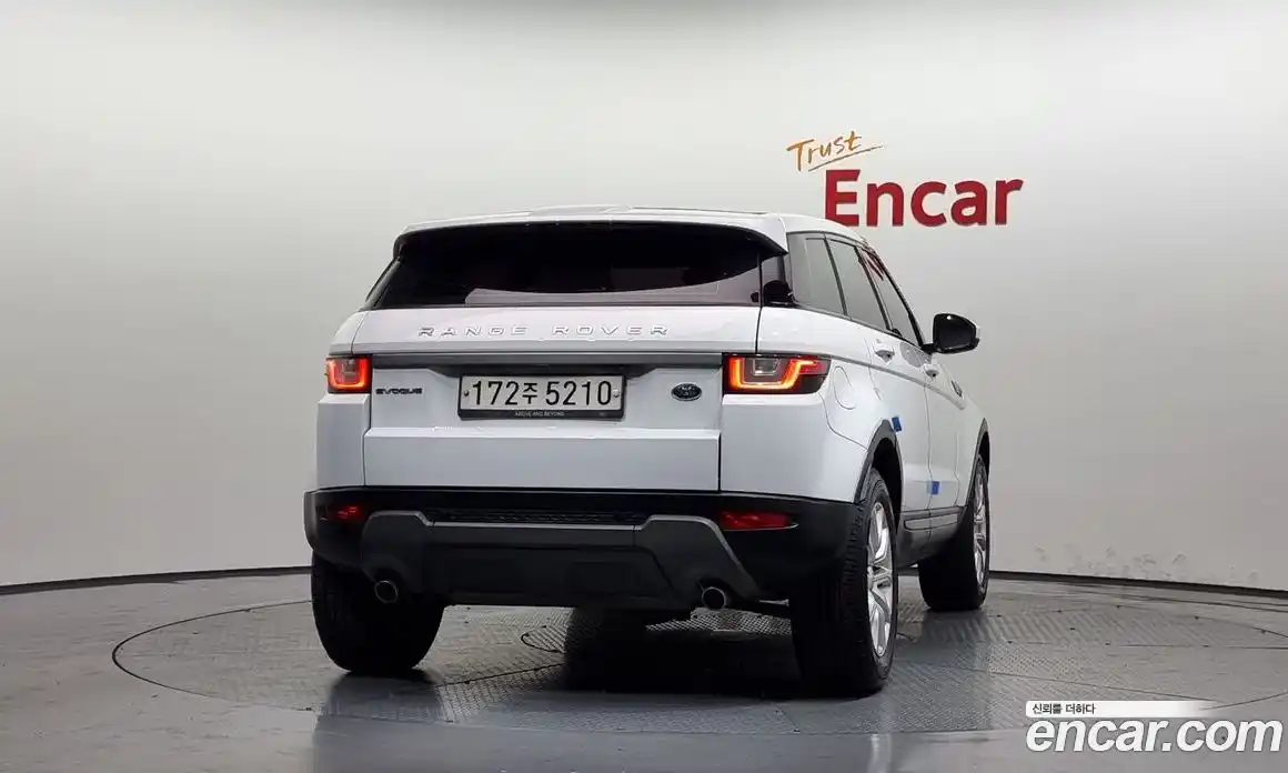 Land Rover Range-Rover Evoque 2016 2.0 Автомат в Москве № 213567, фото 14