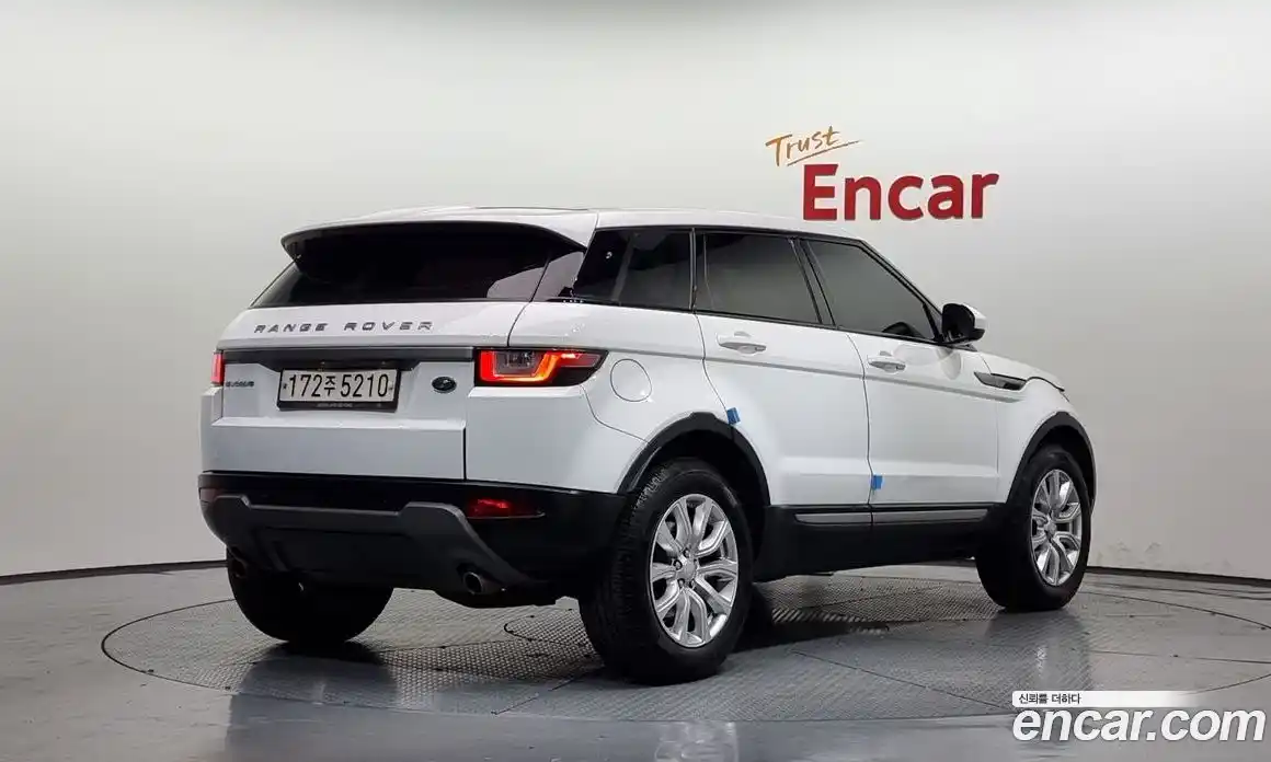 Land Rover Range-Rover Evoque 2016 2.0 Автомат в Москве № 213567, фото 16