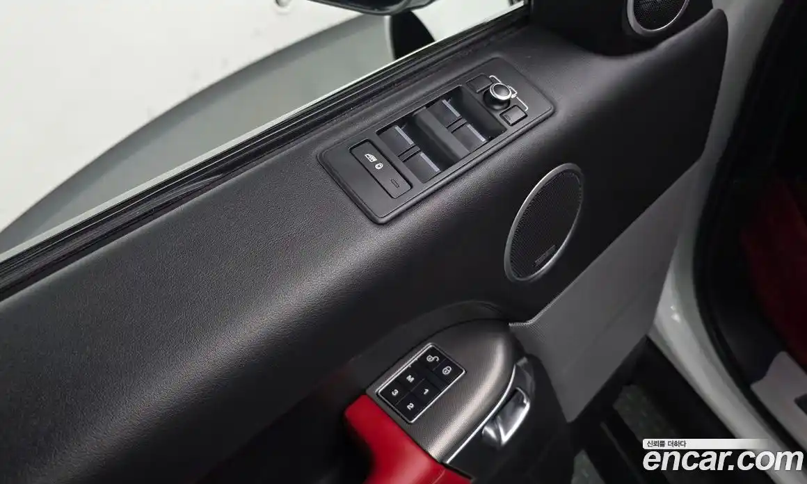 Land Rover Range-Rover Sport 2017 3.0 Автомат в Москве № 213807, фото 18