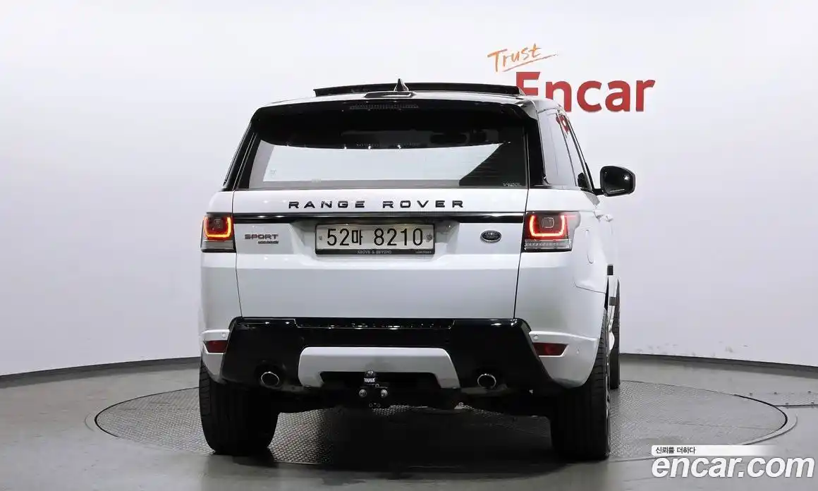 Land Rover Range-Rover Sport 2017 3.0 Автомат в Москве № 213807, фото 4