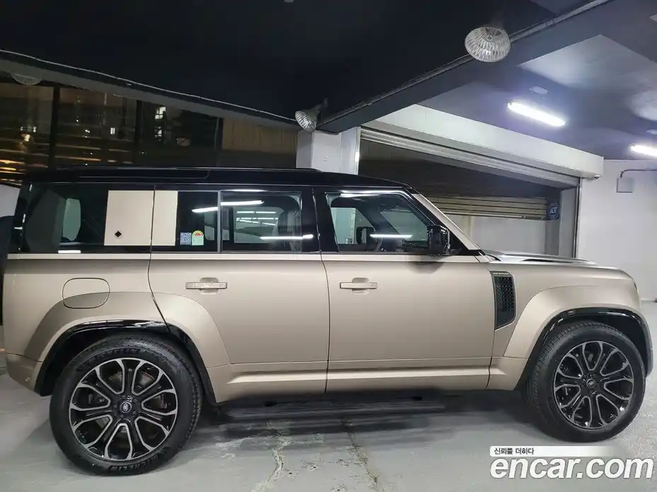 Land Rover Defender 2025 4.4 Автомат в Москве № 213866, фото 4